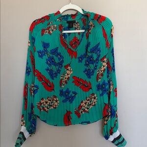 Anthropologie Belle Vere floral green pleated key hole front top size XS/S